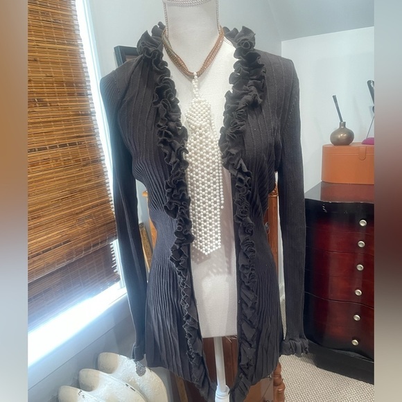 eccoci Sweaters - RUFFLE BUTTON DOWN SWEATER